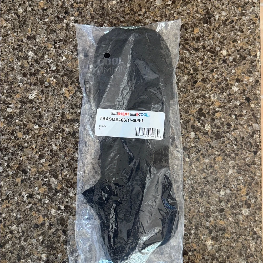 1 pair of NEW Black 32° Cool Inner Comfort socks - size L